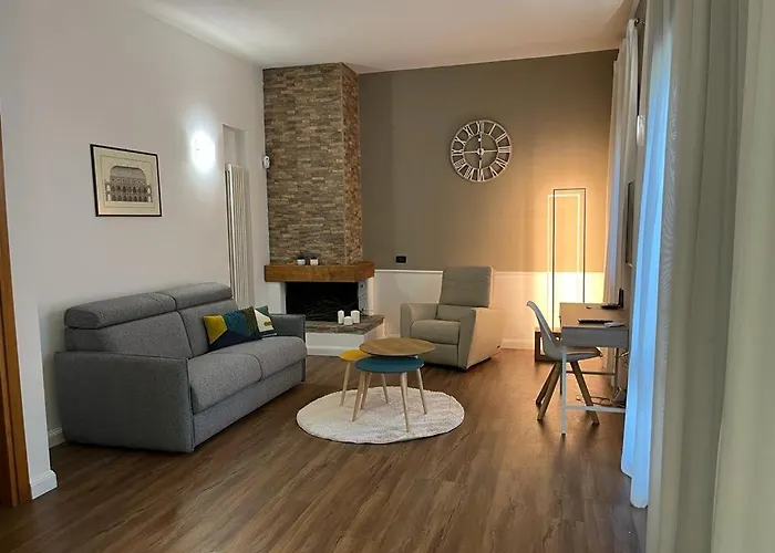 Pet-friendly & Modern With Garden * 비첸차
