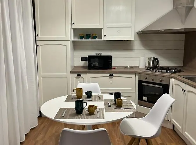 아파트 Pet-friendly & Modern With Garden 비첸차